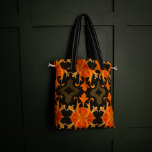 Load image into Gallery viewer, Vintage 1960s Fabric Handbag
