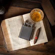 Load image into Gallery viewer, Rare Vintage Dunhill Table Top Lighter Circa. 1940s
